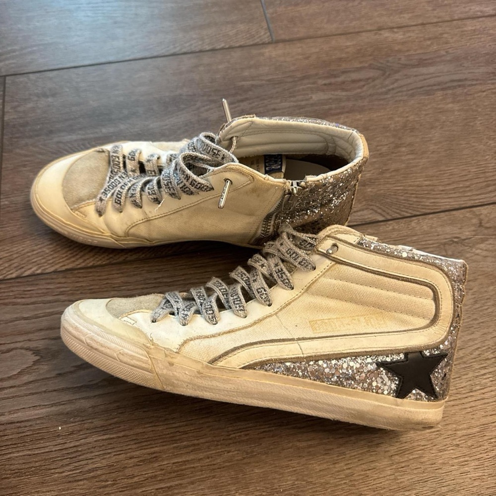 Golden Goose Women’s Silver & Black Trainers 🖤🩶